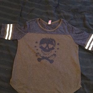 skull shirt
